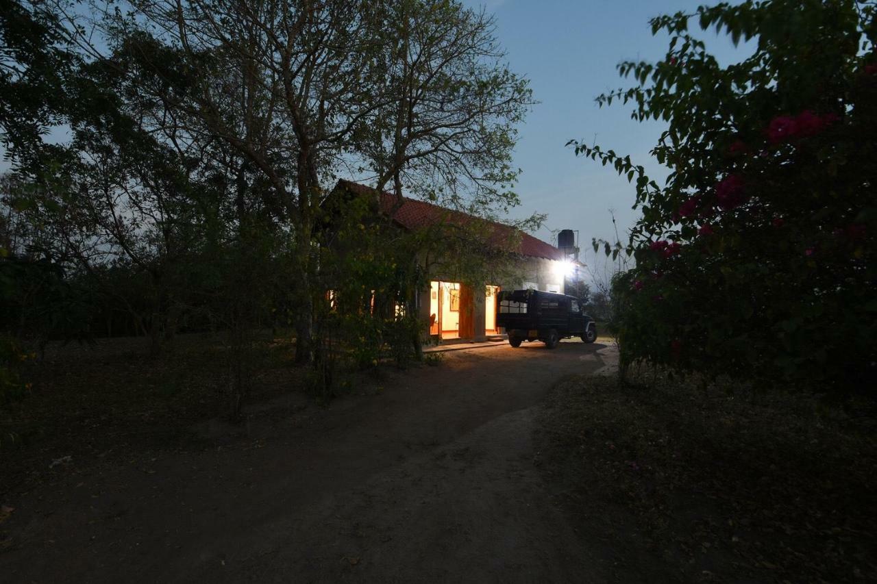Captain'S Bird Safari Lodge Puttalam Extérieur photo